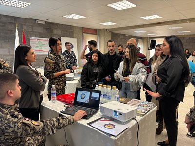 معرض المهن LCU: فرصة لتعزيز التوجيه المهني والشراكات مع القطاعين الأمني والعسكري